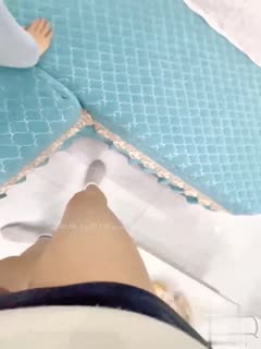 兄妹乱伦给妹妹在沙发上按摩按出汁液后顺势插进她的蜜穴视频