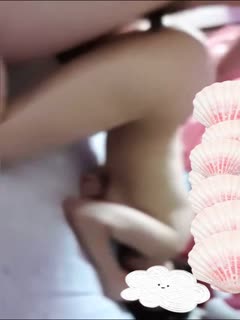 家庭乱伦我和嫂子5视频来了嫂子也有露脸的镜头打码的地方是我哥和嫂子的结婚照