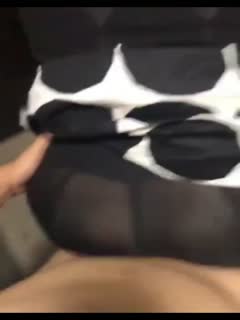 兄妹乱伦被表哥按在厕所又干了一发今晚真的别想睡了视频