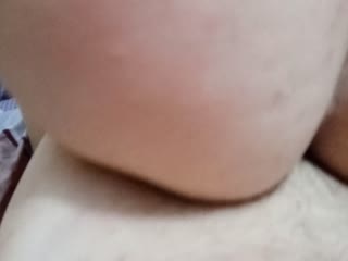 母子乱伦妈妈肚子上的肥肉和被我拍红了的屁股视频